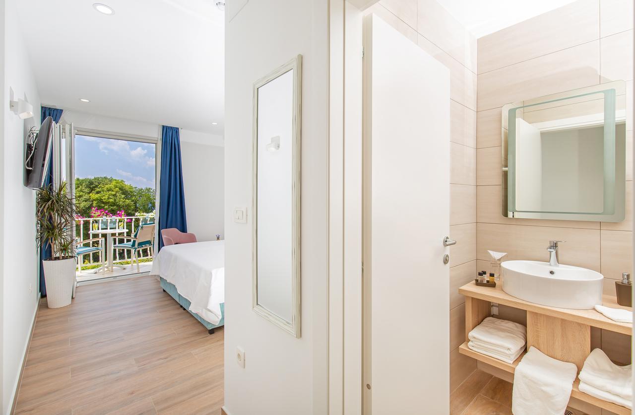 Boutique Flamingo B&B 믈리니 외부 사진